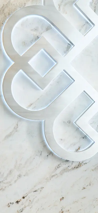 Office wall with logo - mobile