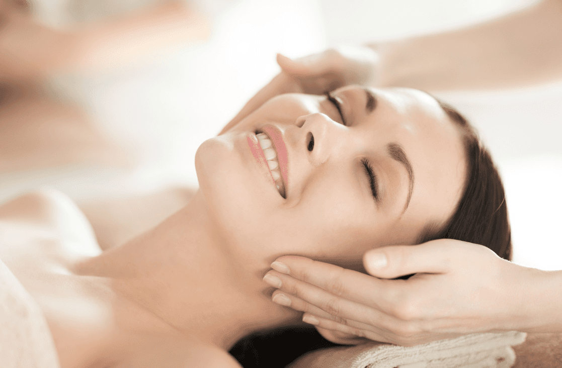 Liquid Facelift: Woman getting a facial